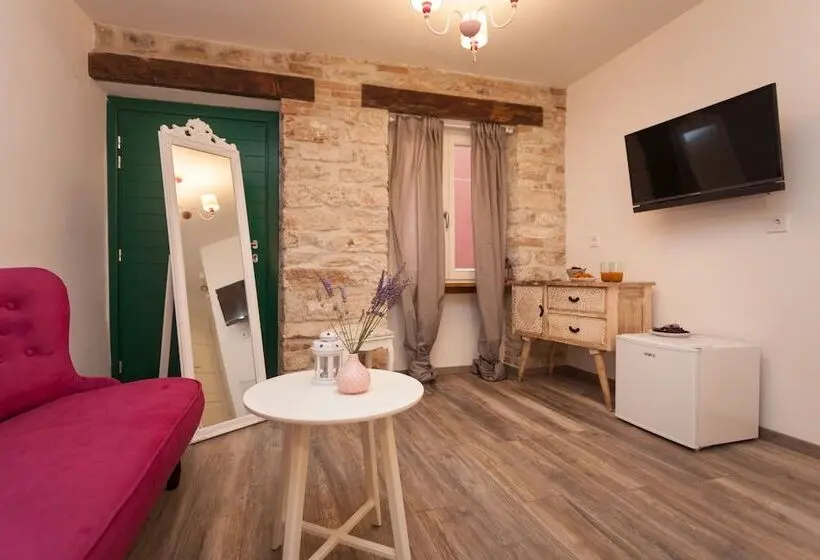 スタンダードルーム, Apartments And Rooms Hey Rovinj