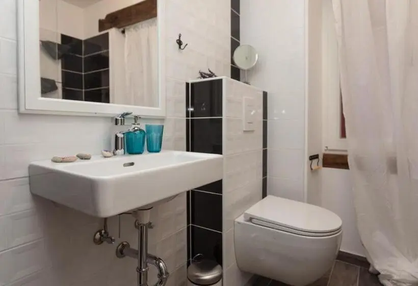 デラックスルーム, Apartments And Rooms Hey Rovinj
