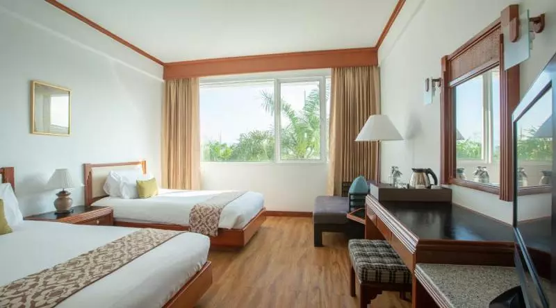اتاق لوکس, Centara Life Hotel Mae Sot