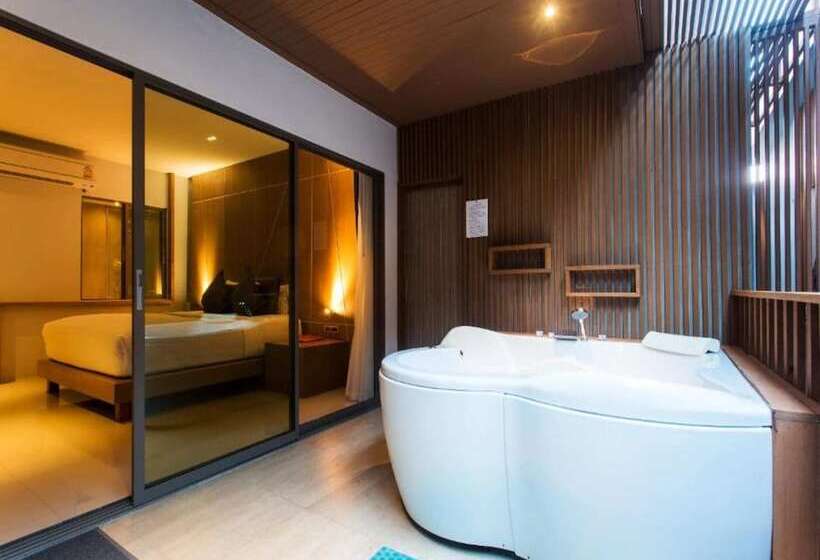 Jakuzili Delüks Oda, Chaweng Cove Beach Resort