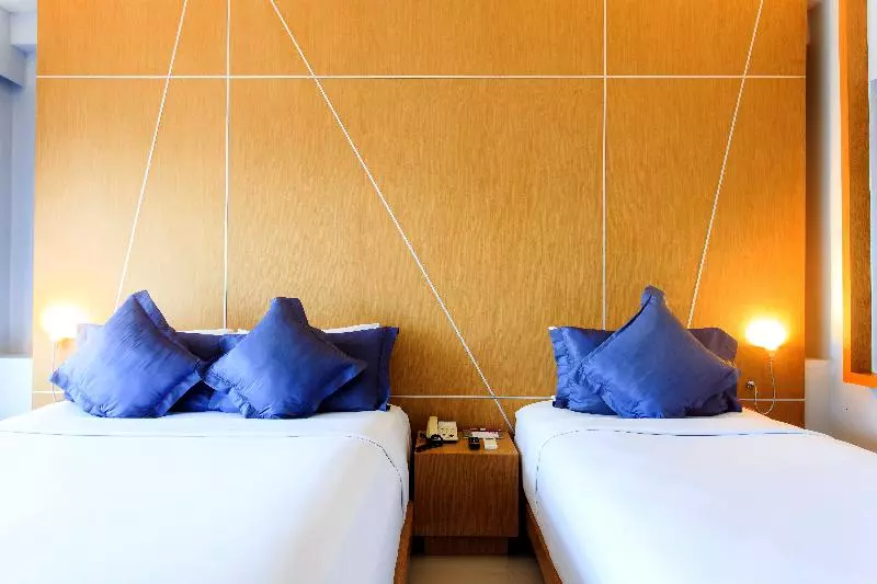 اتاق لوکس با بالکن, Chaweng Cove Beach Resort