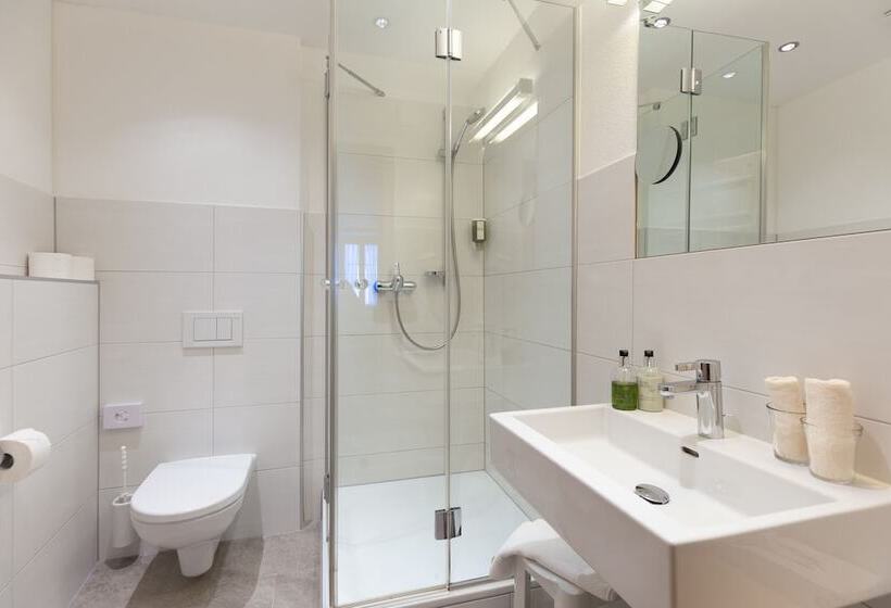 Standard 3 Pers. Værelse, Baer & Post Zernez