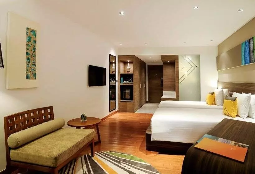 اتاق استاندارد, Holiday Inn Resort Phuket Karon Beach, An Ihg
