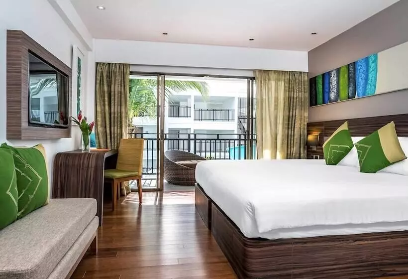 اتاق سوپریور با تخت بزرگ, Holiday Inn Resort Phuket Karon Beach, An Ihg