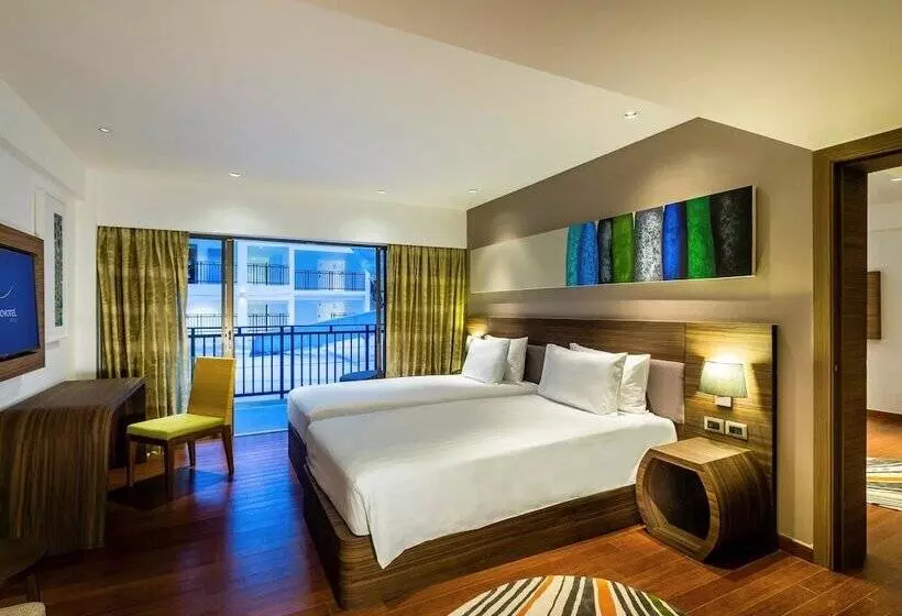 اتاق سوپریور, Holiday Inn Resort Phuket Karon Beach, An Ihg