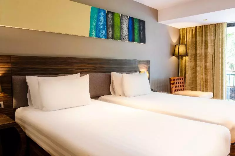 اتاق استاندارد, Holiday Inn Resort Phuket Karon Beach, An Ihg