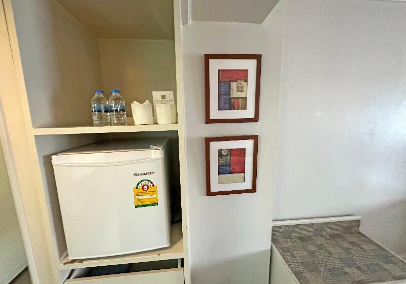 高级大房间, Lanna Palace 2004