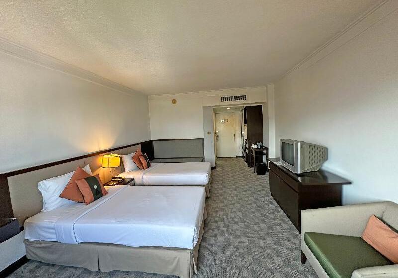 豪华房间, Lanna Palace 2004