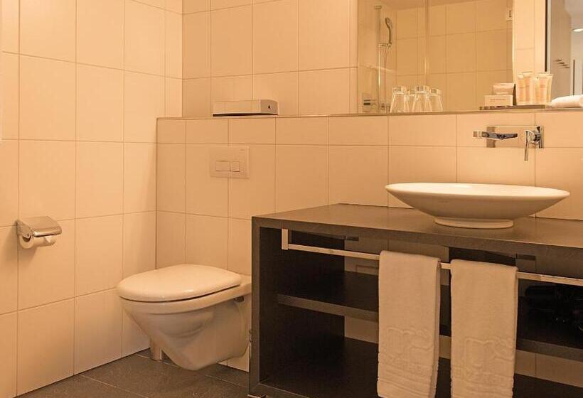 Deluxe Room, Lenzerhorn