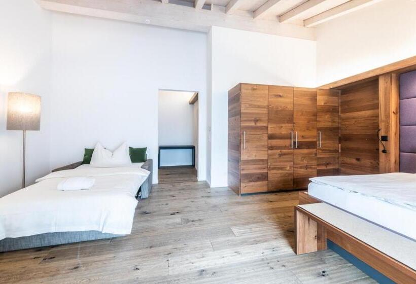 Superior Family Room, Lenzerhorn