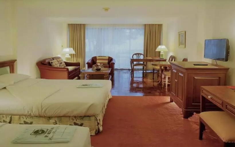 سوییت جونیور, Purimas Beach Hotel & Spa