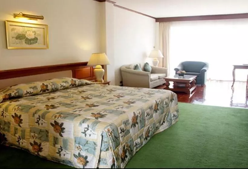 سوییت جونیور, Purimas Beach Hotel & Spa