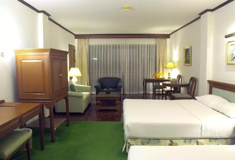 سوییت جونیور, Purimas Beach Hotel & Spa
