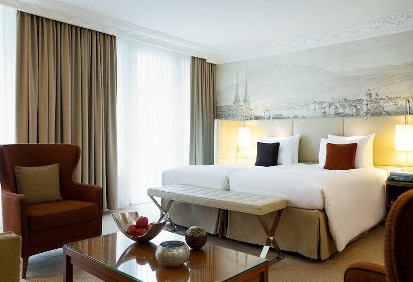 주니어 스위트, Renaissance Lucerne