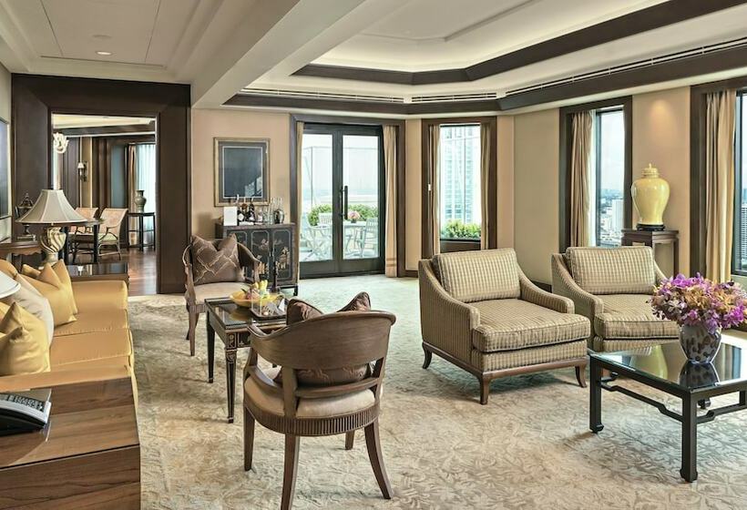 Suite with Terrace, The Peninsula Bangkok