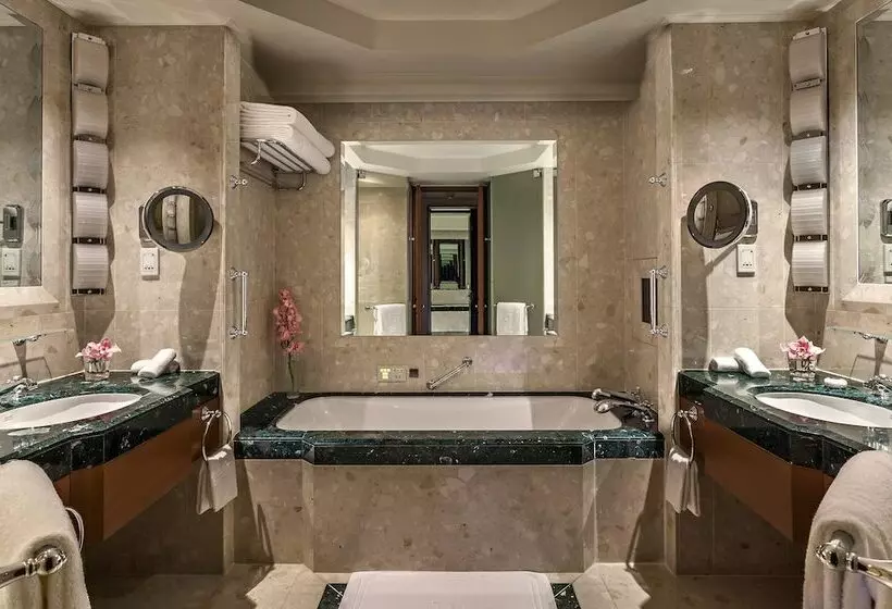 Sviitti, The Peninsula Bangkok