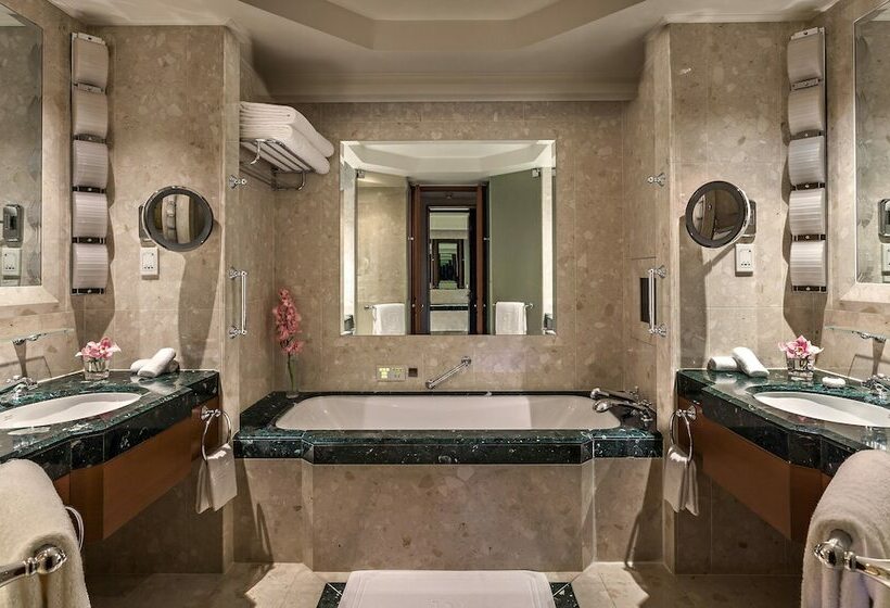 اتاق لوکس با بالکن, The Peninsula Bangkok