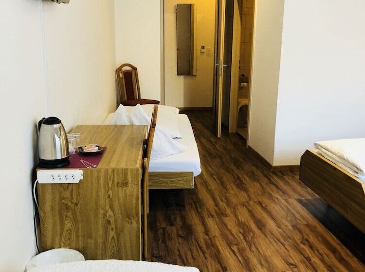 四人标准间, Toscana