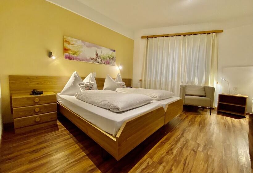 Четырехместный Номер Стандарт, Toscana