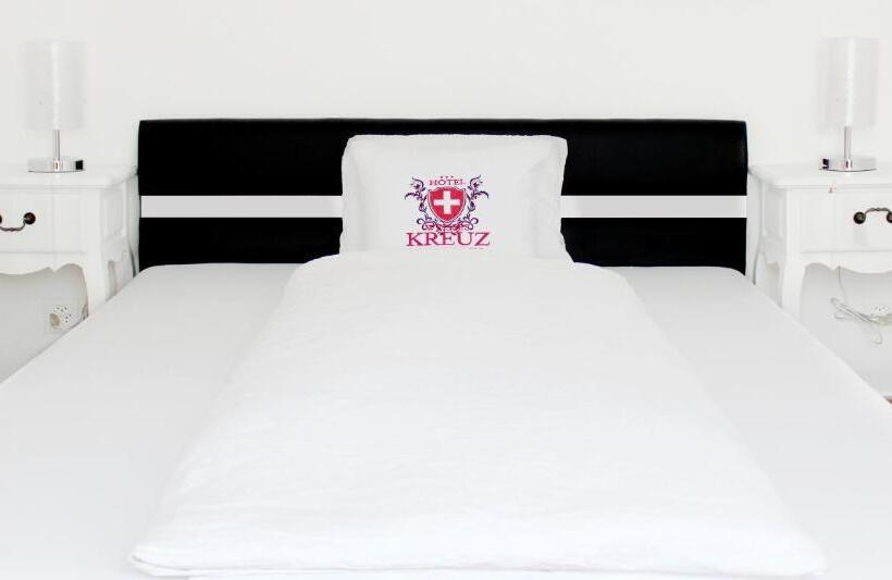 ファミリールーム, Weisses Kreuz