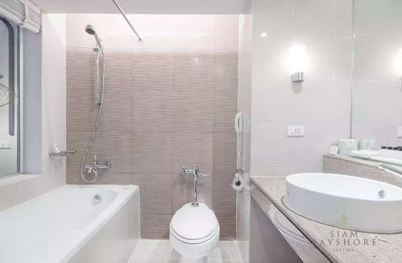 اتاق لوکس با چشم‌انداز دریا, Siam Bayshore Resort Pattaya
