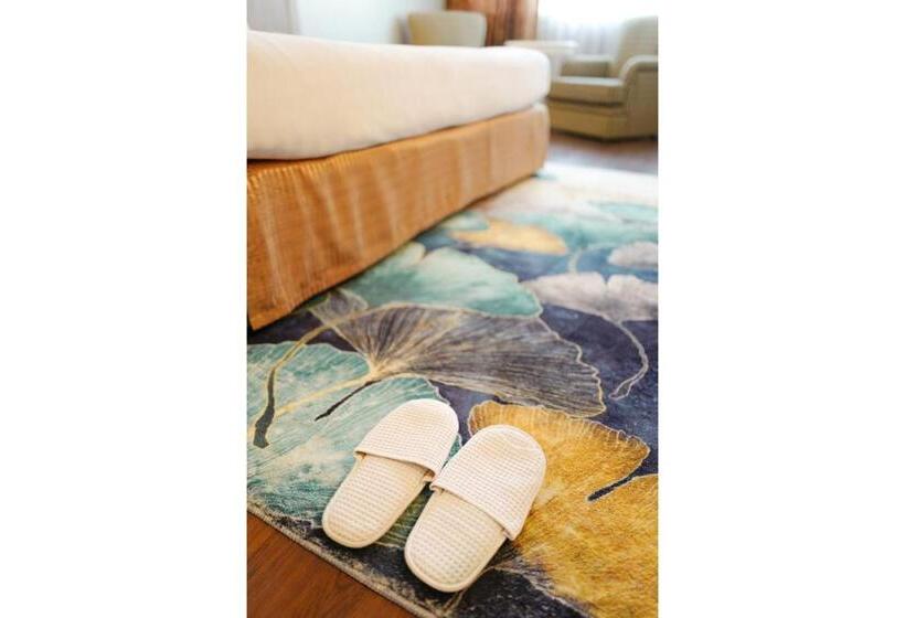 اتاق لوکس با تخت بزرگ, Town In Town Hotel Bangkok