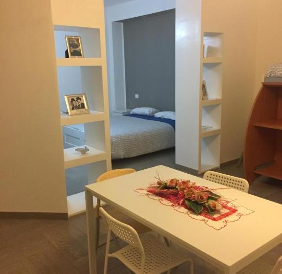 استودیوی لوکس, B&b Stefyld