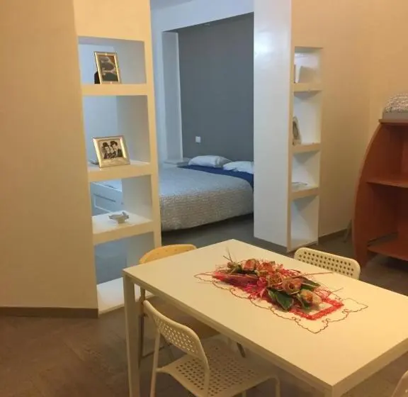 استودیوی لوکس, B&b Stefyld