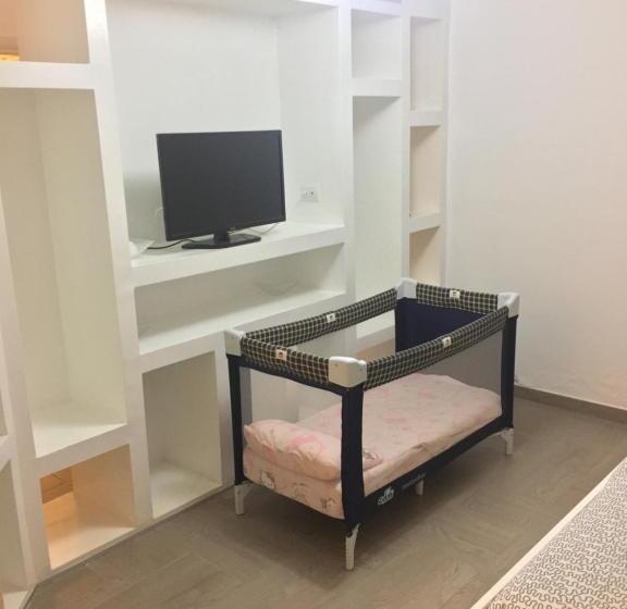 デラックススタジオ, B&b Stefyld