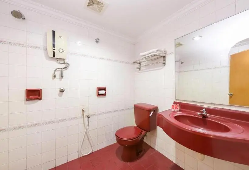 اتاق لوکس با تخت بزرگ, Comfort Hotel 2 By Oyo Rooms