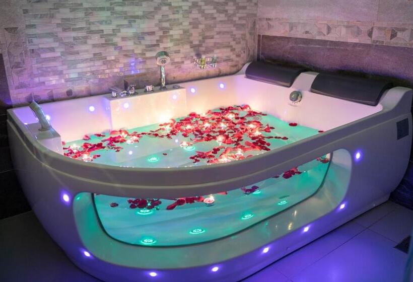 اتاق استاندارد با تخت بزرگ, Viola