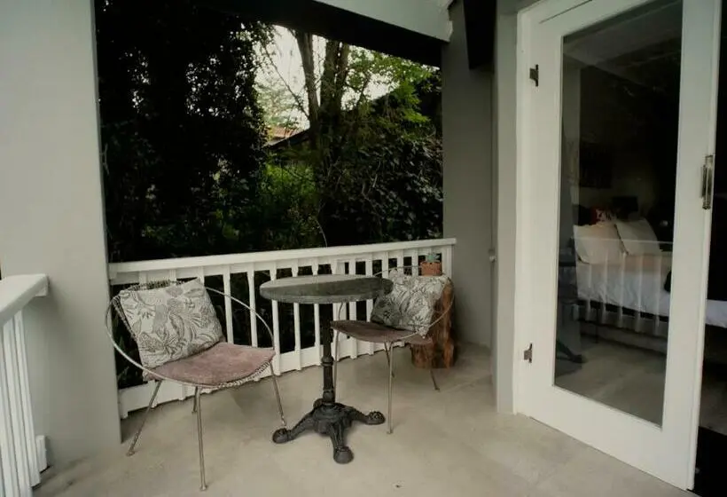 キングサイズベッドのスタンダードルーム, Arbour1 Guesthouse