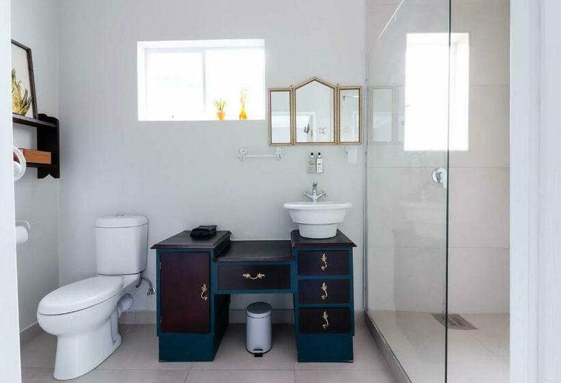 キングサイズベッドのスタンダードルーム, Arbour1 Guesthouse