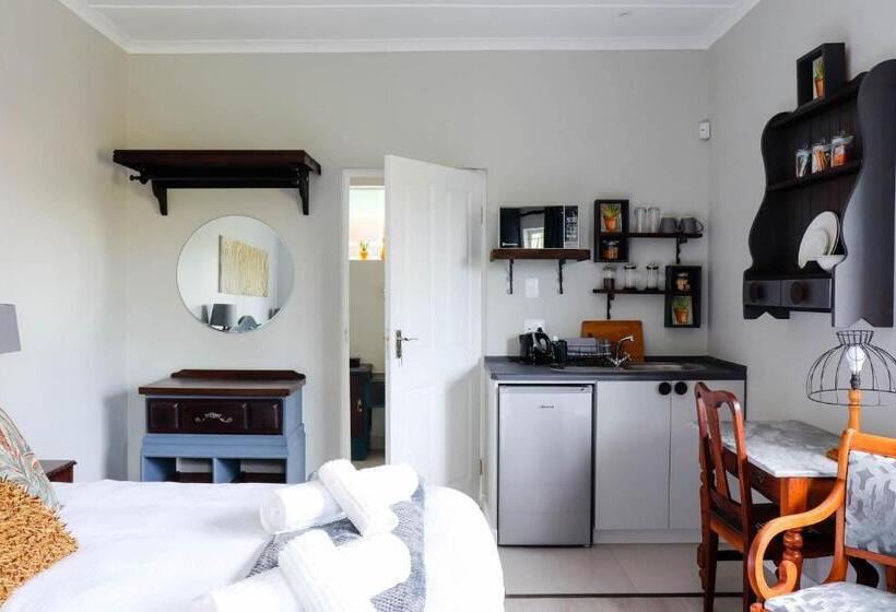 キングサイズベッドのスタンダードルーム, Arbour1 Guesthouse