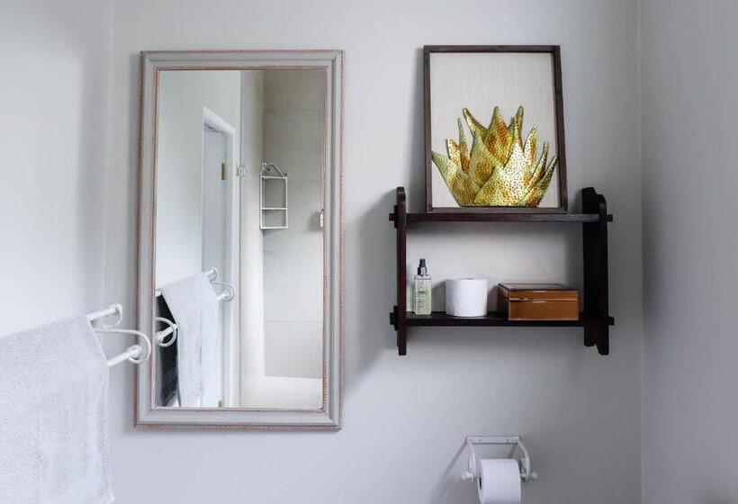 キングサイズベッドのスタンダードルーム, Arbour1 Guesthouse