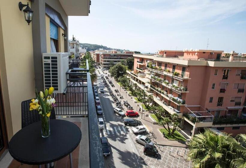 带海景的标准房, Sea Room Sorrento