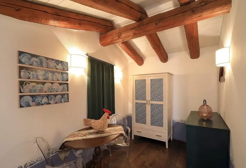 اتاق لوکس, Locanda Orologio