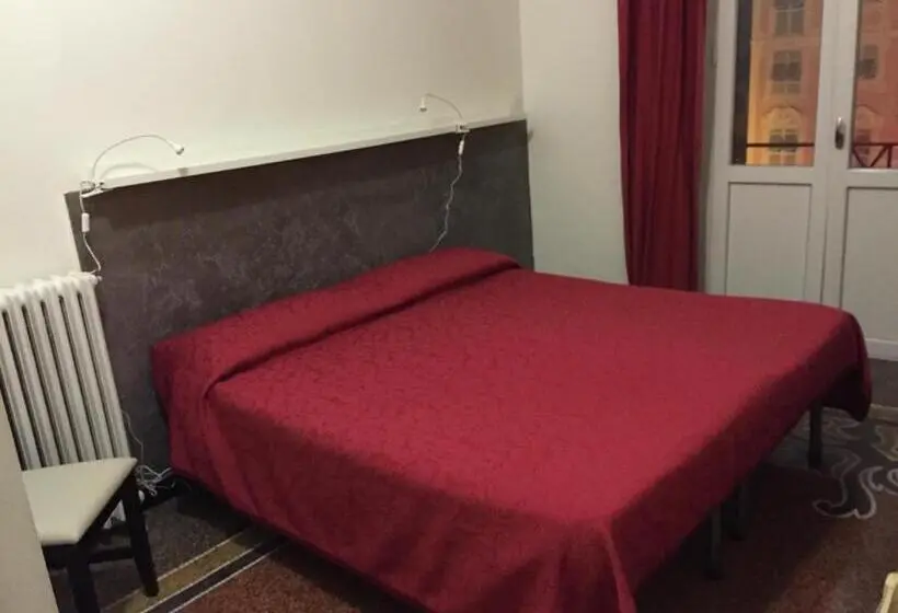 Standard-huone Sivuttainen Merinäkymä, Albergo La Vela