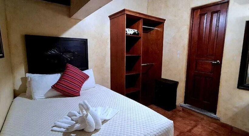 اتاق استاندارد, Real Antigua