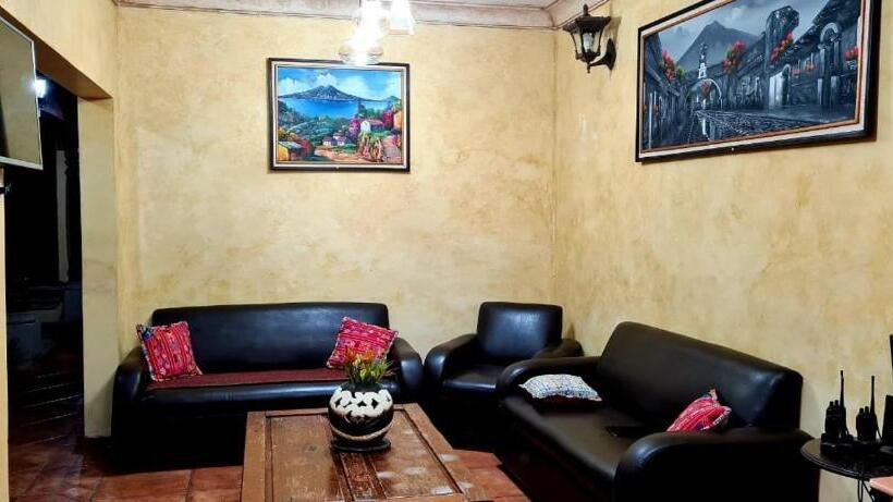 اتاق استاندارد, Real Antigua