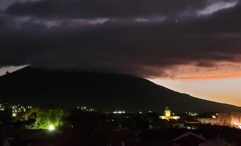 اتاق استاندارد, Real Antigua