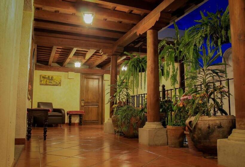 اتاق سوپریور با چشمانداز شهر, Real Antigua