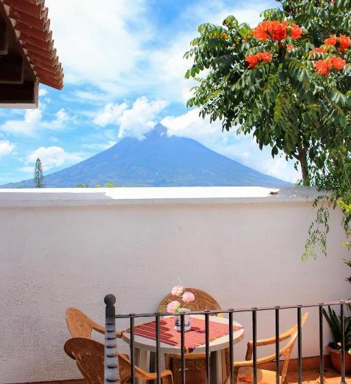 اتاق سوپریور با چشمانداز شهر, Real Antigua