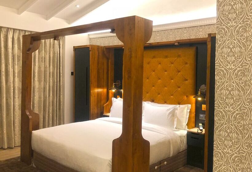 Люкс Премиум, The Radh