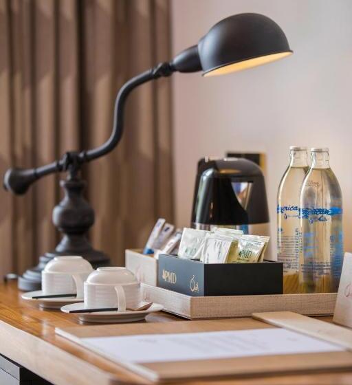 Номер Премиум, The Radh