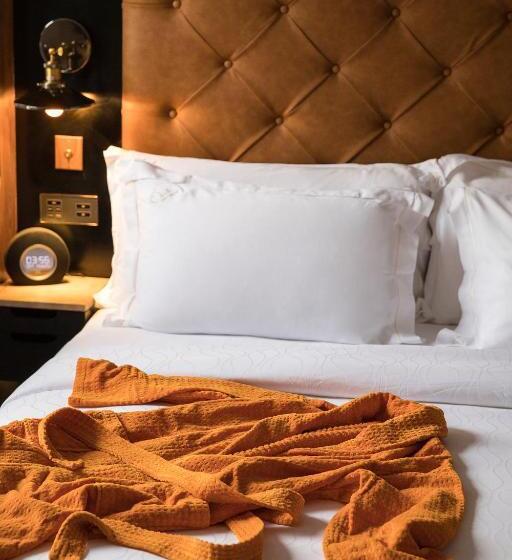 Family Suite, The Radh