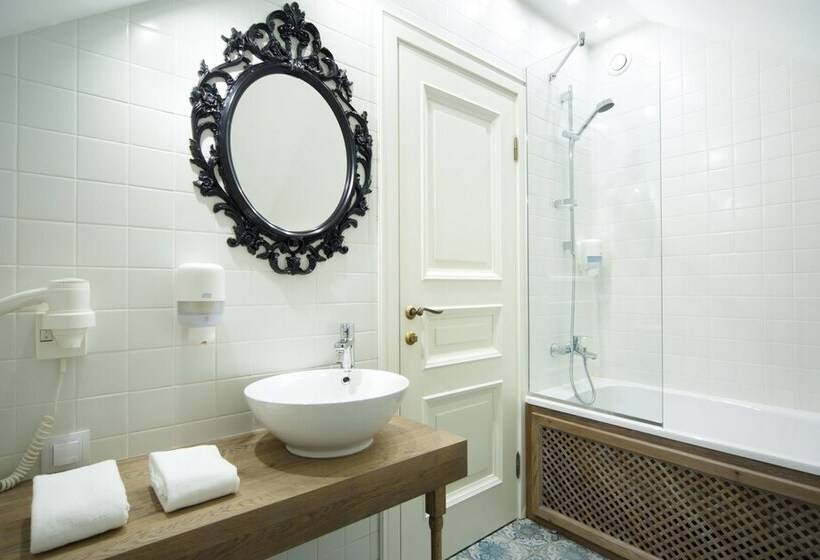 اتاق استاندارد, Boutique Hotel Akhilles I Cherepakha