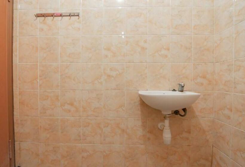 豪华房间, Reddoorz Syariah Near Regol Park Bandung