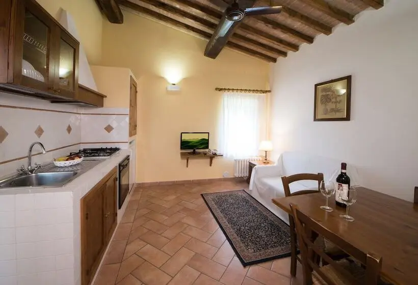 スイート, Tenuta Decimo Il Borgo Di Mariano