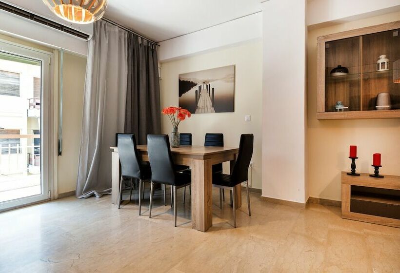 آپارتمان خانوادگی 2 خوابه, Acropolis Boutique Suite